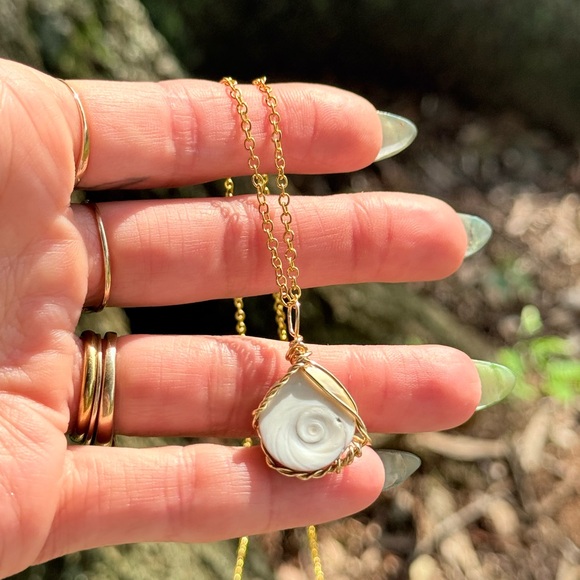 Jewelry - Stevia Eye  Pendant Necklace